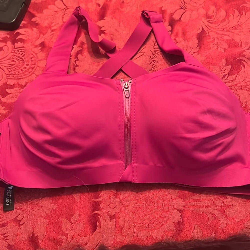 Sports bra